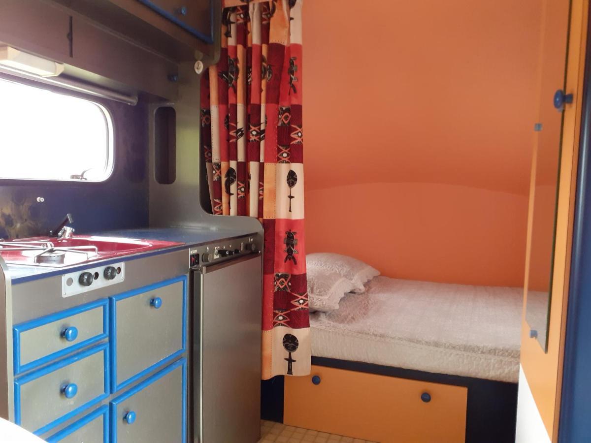 Maison D'Hotes Afrika Du Queyroux Ginestet 외부 사진