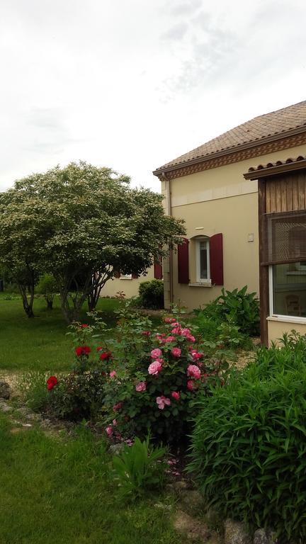 Maison D'Hotes Afrika Du Queyroux Ginestet 외부 사진